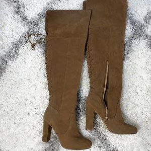 Over the knee Shoe Dazzle boots. Tan/Beige. Size 9. Worn once.
